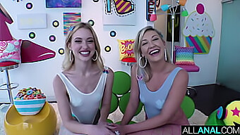 Chloe Cherry Ve Adira Allure'Un Sıcak Anal Üçlüsü, Dağınık Bir Bitirişle